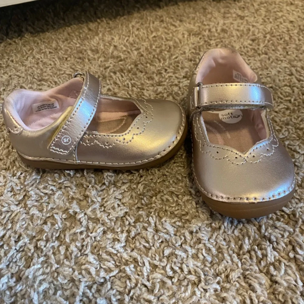 Stride Rite - Picture 2 of 2